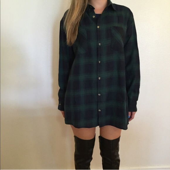 Leah Green Plaid Oversized Boyfriend Flannel - Picture 2 of 7